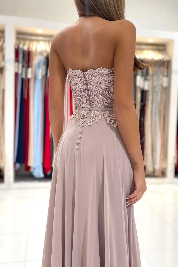 Elegant Sweetheart Floor-length Appliques Lace Prom Dresses with Split