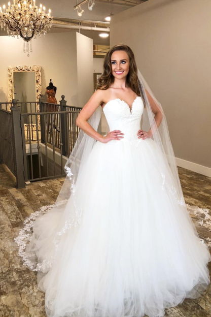 Elegant Sweetheart Strapless A-Line White Wedding Dress