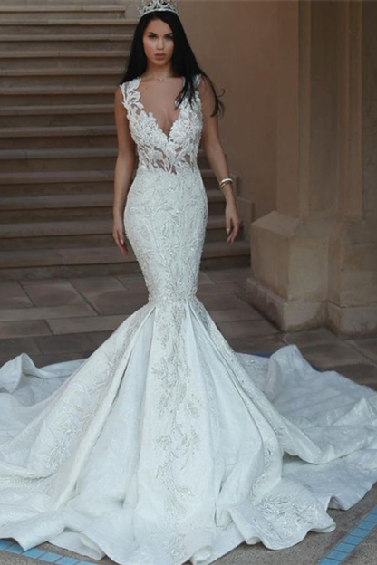 Elegant V-Neck Sleeveless Lace Wedding Dress Mermaid with Buttons