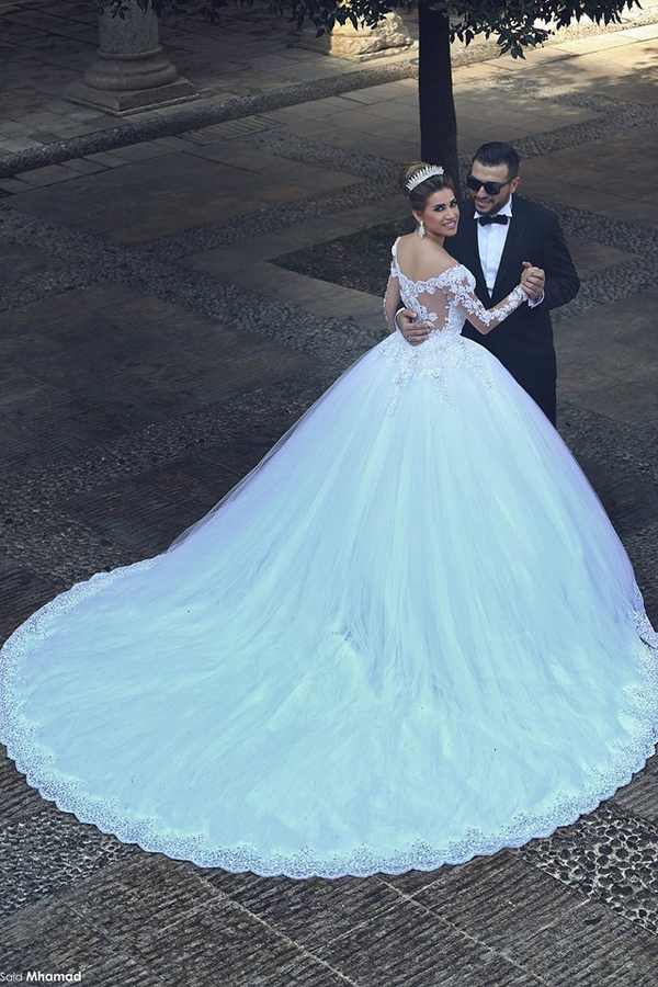 Elegant White Lace Ball Gown Wedding Dress Long Sleeves with Sweep Train