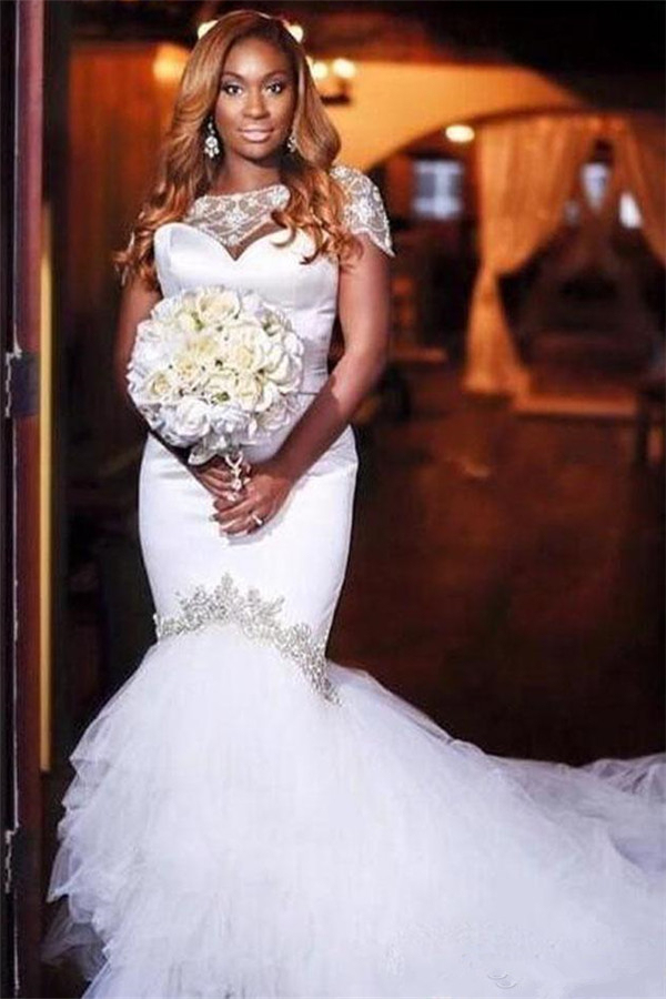 Exquisite Mermaid Tulle Beaded Applique Wedding Dress with Short Sleeves