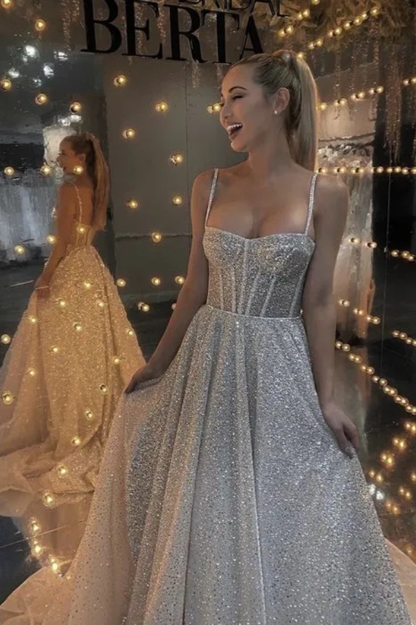Exquisite Sequined Floor Length Dress Spaghetti Straps Sleeveless A Line Wedding Dress with Court Train