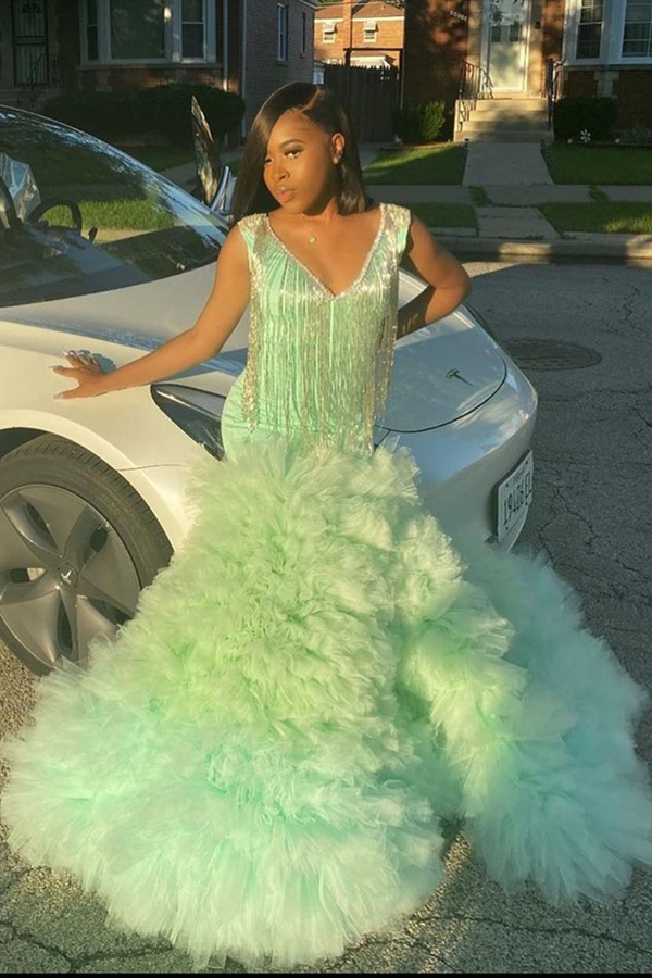 Glitter V-Neck Mermaid Prom Dress with Fur Train
