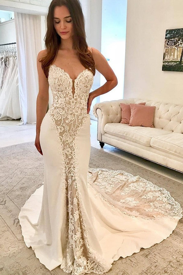 Gorgeous Mermaid Spaghetti Strap Bridal Gown with Lace Appliques