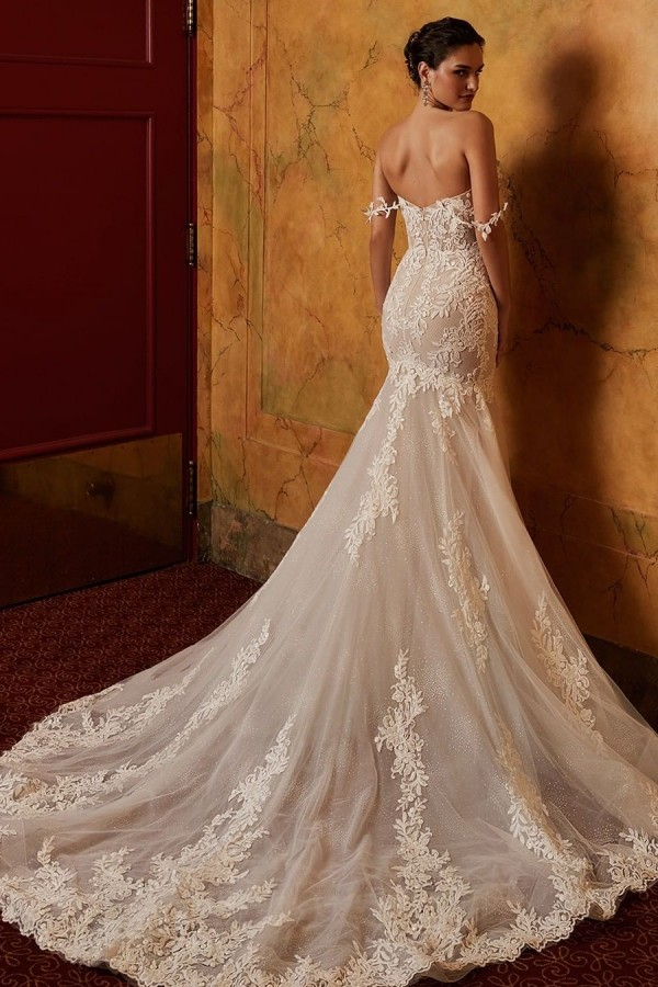 Gorgeous Off-Shoulder Floral Lace Mermaid Tulle Wedding Dress