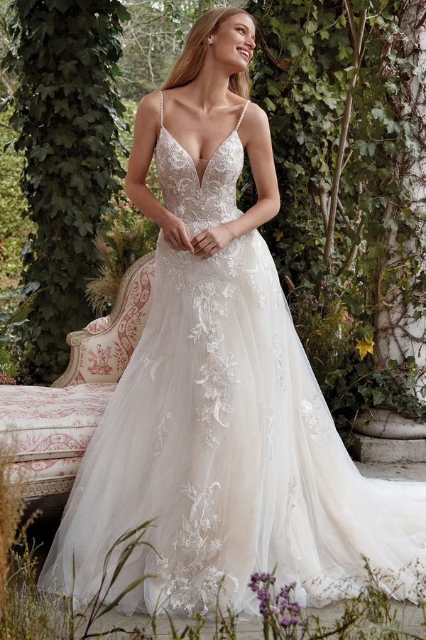 Gorgeous V-Neck Lace Applique Boho Wedding Dress with Spaghetti Straps