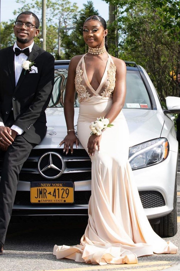Halter Deep V-Neck Mermaid Evening Dress Appliqués Prom Dress Long