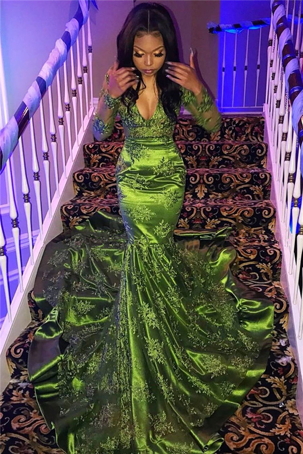 Long Sleeve Lace Appliques Green Prom Dress Shinny V-Neck Satin Mermaid Evening Gown
