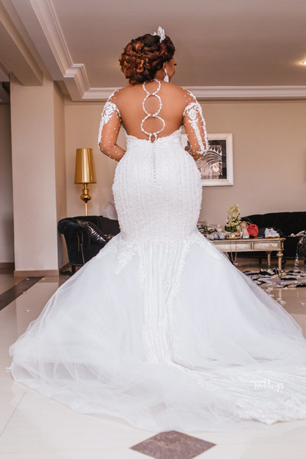 Long Sleeve Sheer Tulle Mermaid Lace Applique Wedding Dress