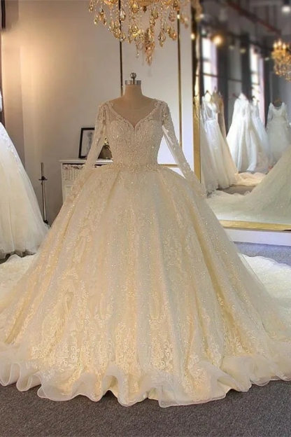 Chicloth Long Sleeves Ball Gown Wedding Dress With Lace Appliques