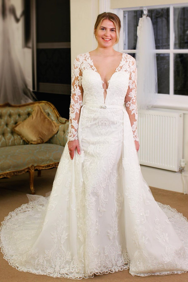 Luxury Long Sleeve V-Neck Lace Royal Wedding Dress with Overskirt