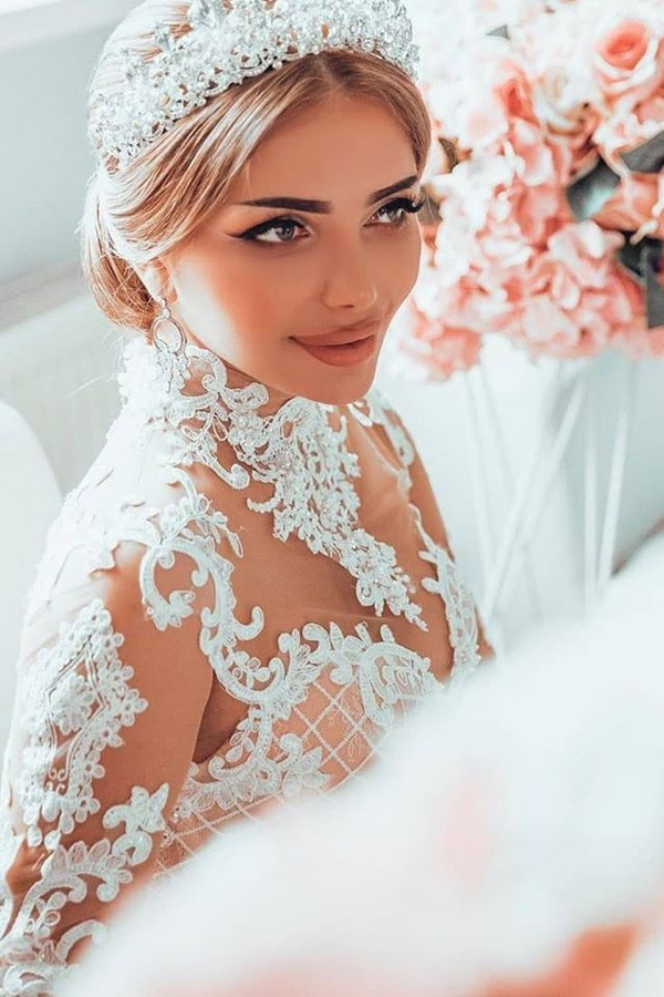 Luxury Sweetheart Lace Tulle Mermaid Spring Wedding Dress