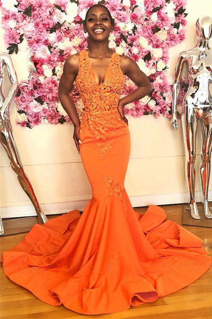 Mermaid Beaded Appliqué Orange Prom Dress | V-Neck Sleeveless Evening Gown with Court Train
