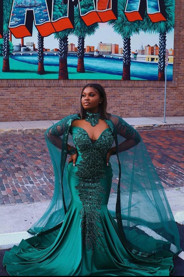 Mermaid Evening Gown Long Sleeve Appliqués Floor Length Prom Dress with Cape
