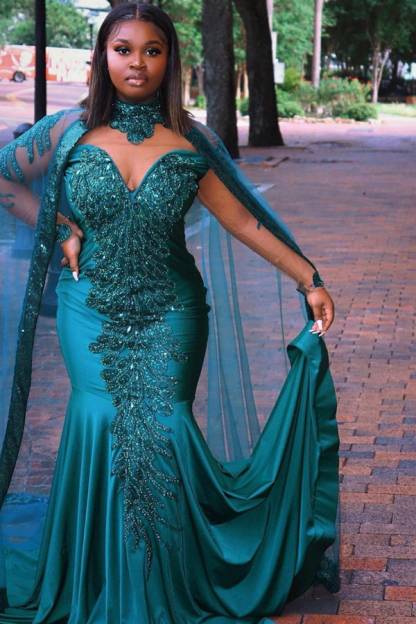 Mermaid Evening Gown Long Sleeve Appliqués Floor Length Prom Dress with Cape