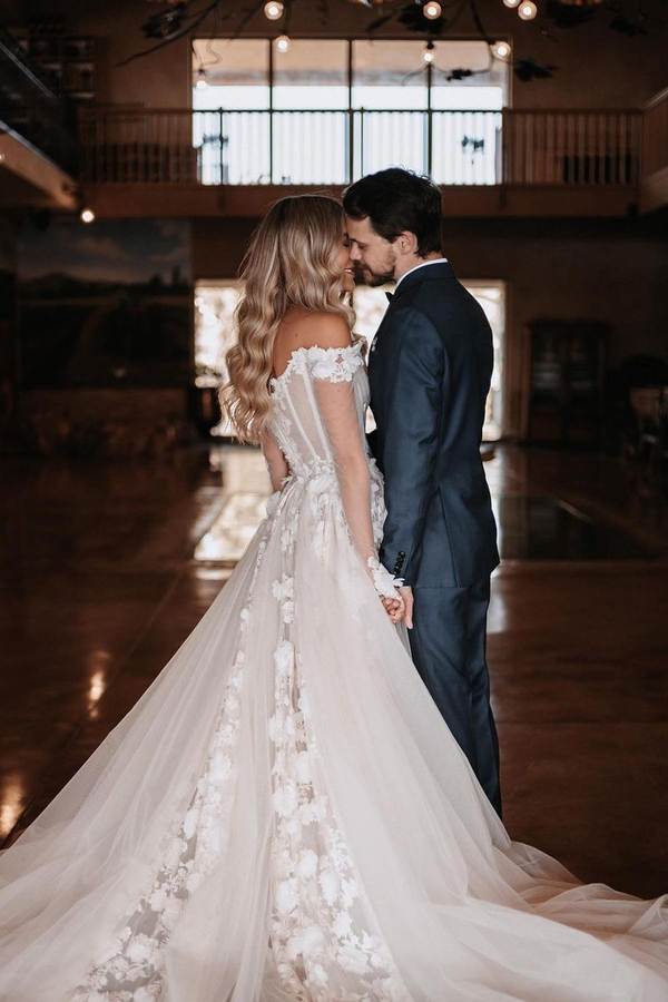 Off-Shoulder Printed Lace-Tulle Floor-Length Wedding Dress