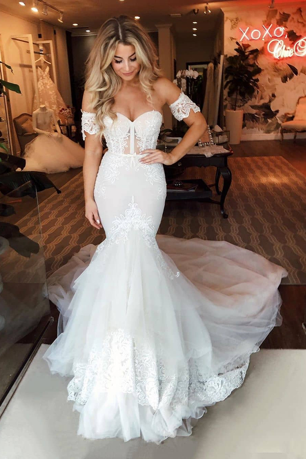 Off-Shoulder Puffy Tulle Wedding Dress with Mermaid Applique and Sweep Train