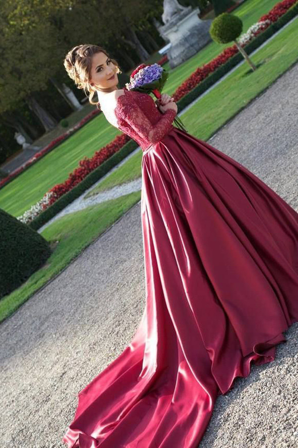 Off The Shoulder Long Sleeve Evening Dress Burgundy V-neck Wedding Dress