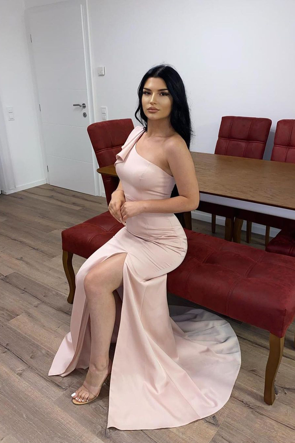 One-Shoulder Front Split Floor-Length Prom Gown Satin 