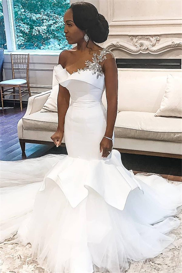 One-Shoulder White Mermaid Bridal Gown with Ruffle Train