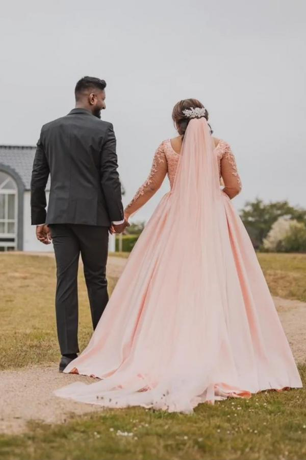 Plus Size Floral Tulle A-Line Wedding Dress with Long Sleeves