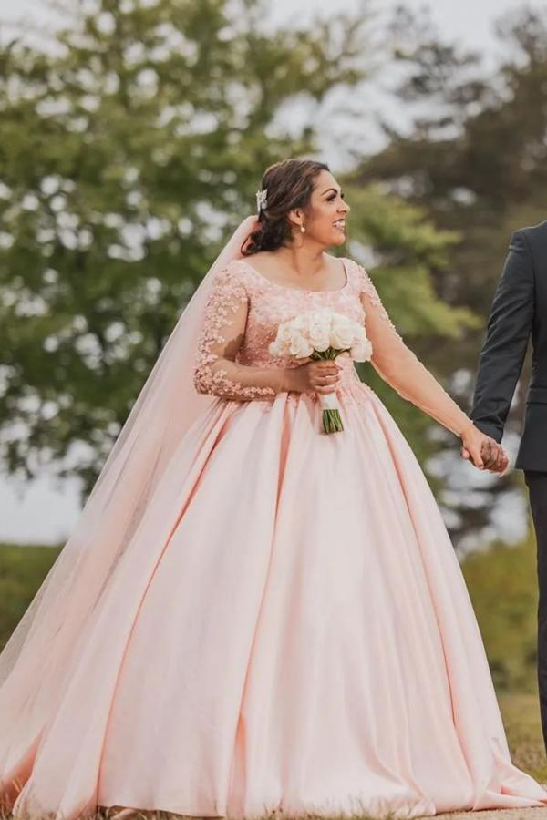 Plus Size Floral Tulle A-Line Wedding Dress with Long Sleeves