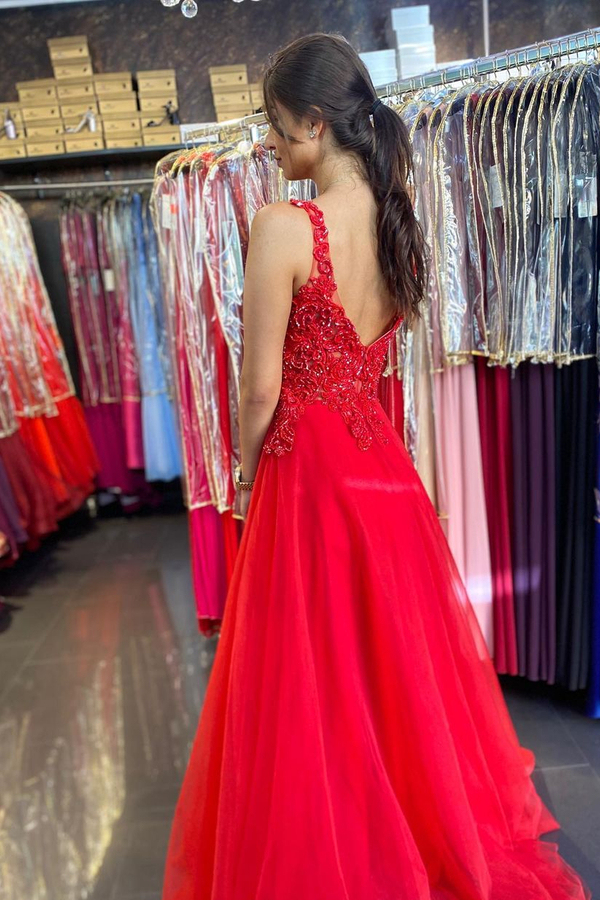 Red Sleeveless Lace Prom Dress | V-Neck A-Line Long Formal Dress