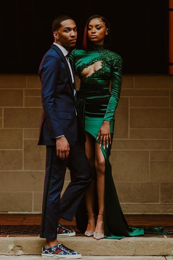 Sexy Dark Green Appliques Side Split Prom Dress Long Sleeves