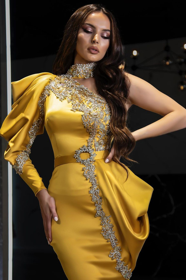 Sexy Puff Sleeves Satin Mermaid Ball Gown with Glitter Crystals