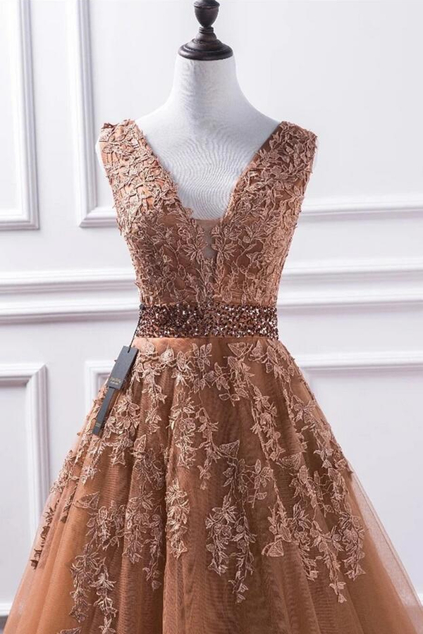 Sleeveless Orange A-Line Tulle Evening Dress V-Neck Lace Appliques Formal Dress