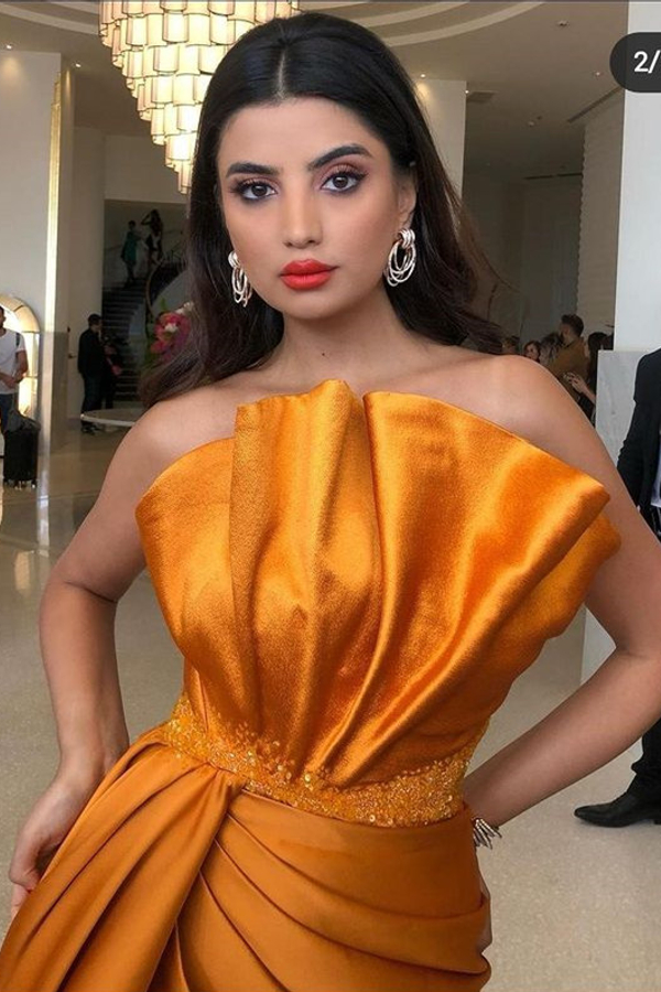 Sleeveless Orange Slim Ruffle Satin Evening Gown with Sweep Train