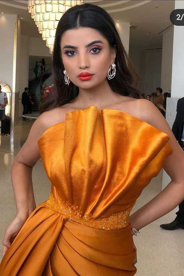 Sleeveless Orange Slim Ruffle Satin Evening Gown with Sweep Train