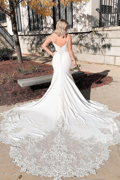 Spaghetti Strap Floral Lace V-Neck Mermaid Wedding Dress with Sweep Train