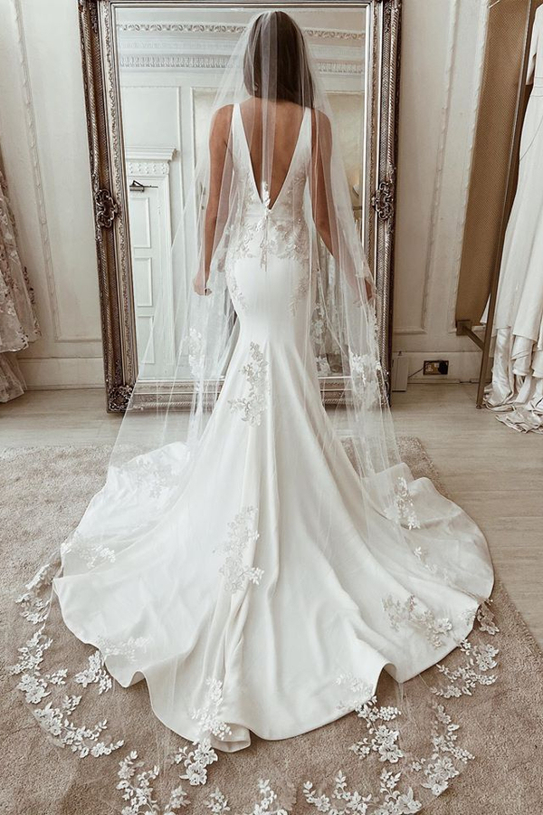Straps Appliques V-neck Wedding Dresses | Mermaid Backless Bridal Gowns