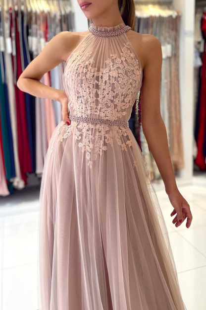Stunning Halter Lace Appliques Tulle A-line Evening Maxi Dress