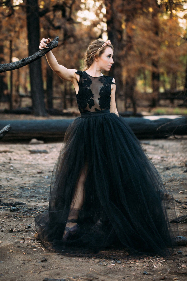 Stunning Jewel Black Aline Wedding Dress Tulle Lace Puffy Evening Party Dress