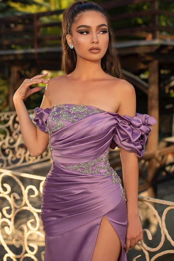 Stunning Off-Shoulder Satin Mermaid Evening Dress with Side Slit