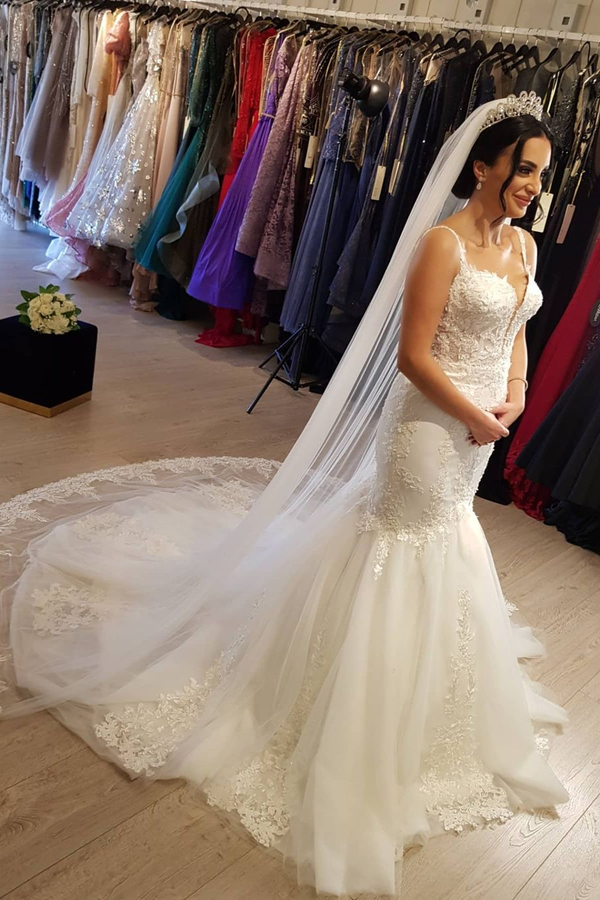 Sweetheart Spaghetti Strap Heart-Neck Mermaid Lace Wedding Dress