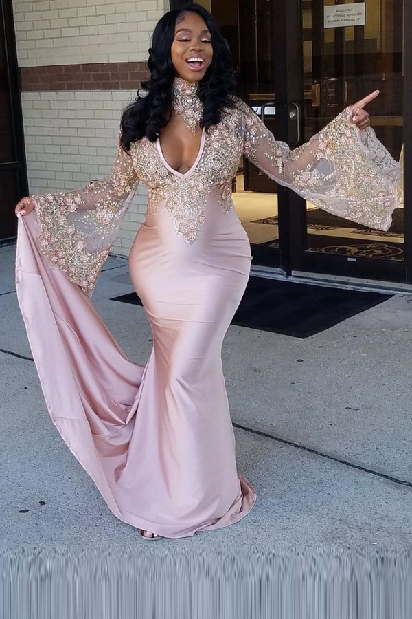 Trumpet/Mermaid Lace Long Sleeves Prom Dress with Sweep Train