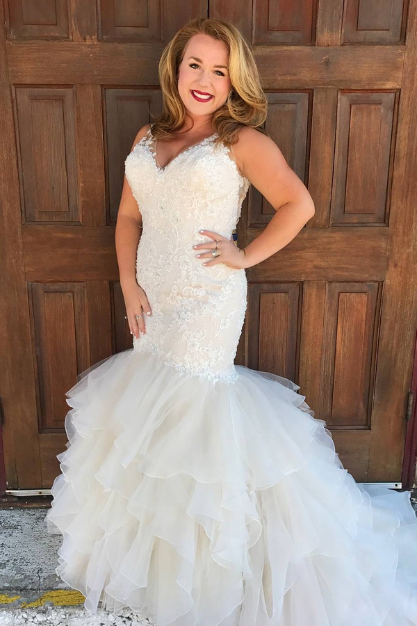 V-Neck Mermaid Sleeveless White Beach Wedding Dress