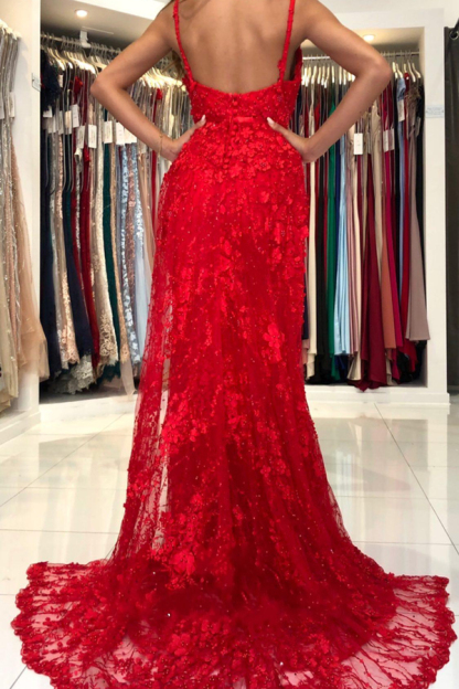 V-Neck Red Lace Appliqués Mermaid Evening Gown 