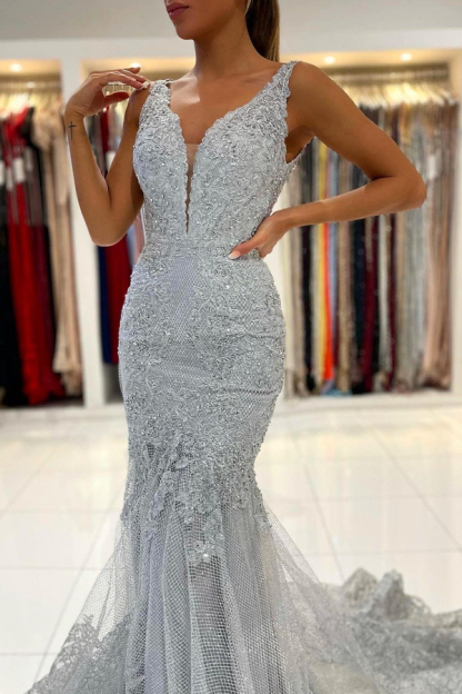 Glamorous Grey Sleeveless Mermaid Ball Gown | V-Neck Tulle Lace Evening Dress