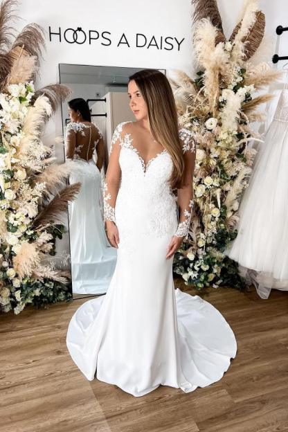 Chicloth Long Sleeves Mermaid Wedding Dress Lace Zipper Button Back