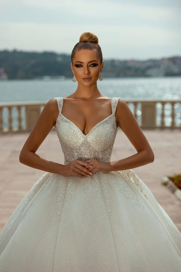 Chicloth Straps Wedding Dress Mermaid Sweetheart Ball Gown Lace