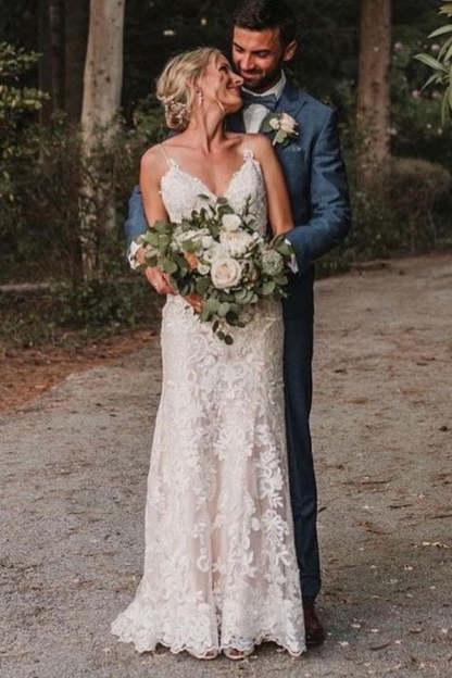 Chicloth V-Neck Spaghetti-Straps Wedding Dress Lace Bridal Gowns