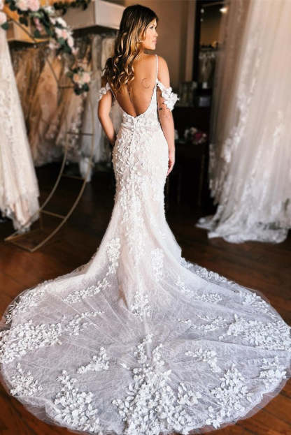 Chicloth Off-the-Shoulder Wedding Dress Mermaid Lace Appliques