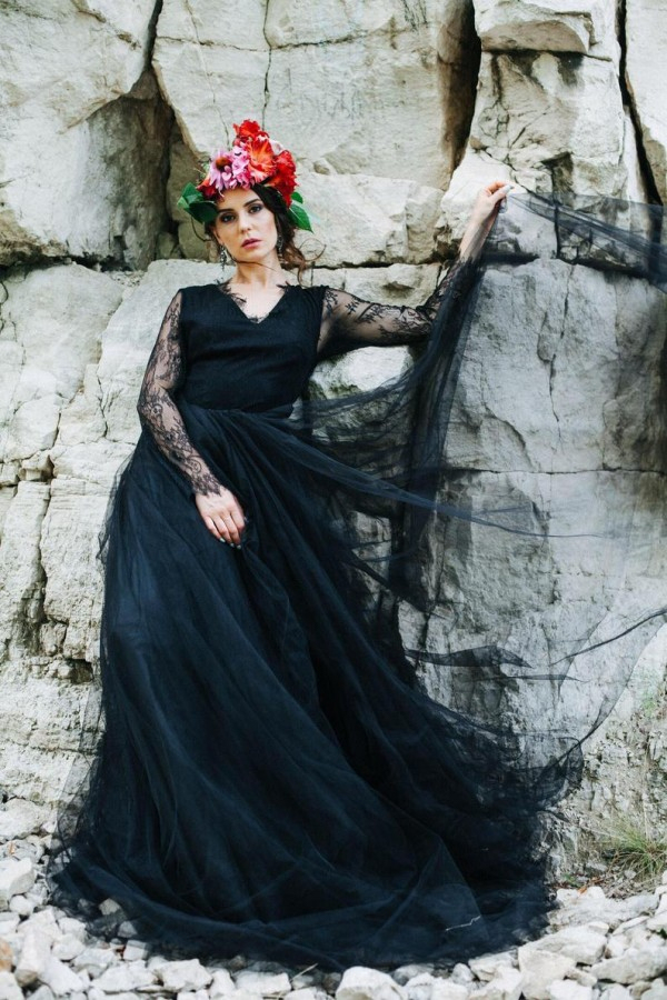 Black Lace Long Sleeves Wedding Dress Tulle Aline Floor Length Bridal Dress