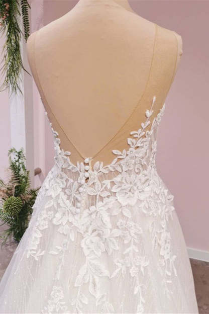 Chicloth Gorgeous Sleeveless Tulle Wedding Dress With Lace Appliques