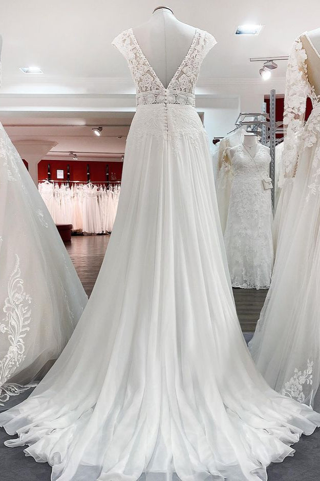 Chicloth Simple Ivory Tulle Lace A-Line Wedding Dresses