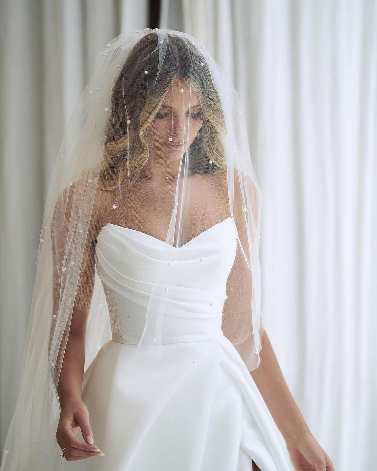 Chicloth White Pure Satin Sweetheart Wedding Dress Long With Split